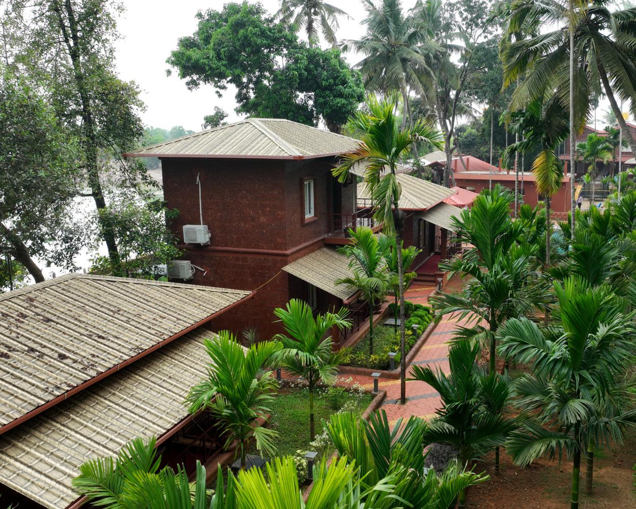 resort in honnavar for famliy-aashrayam resort